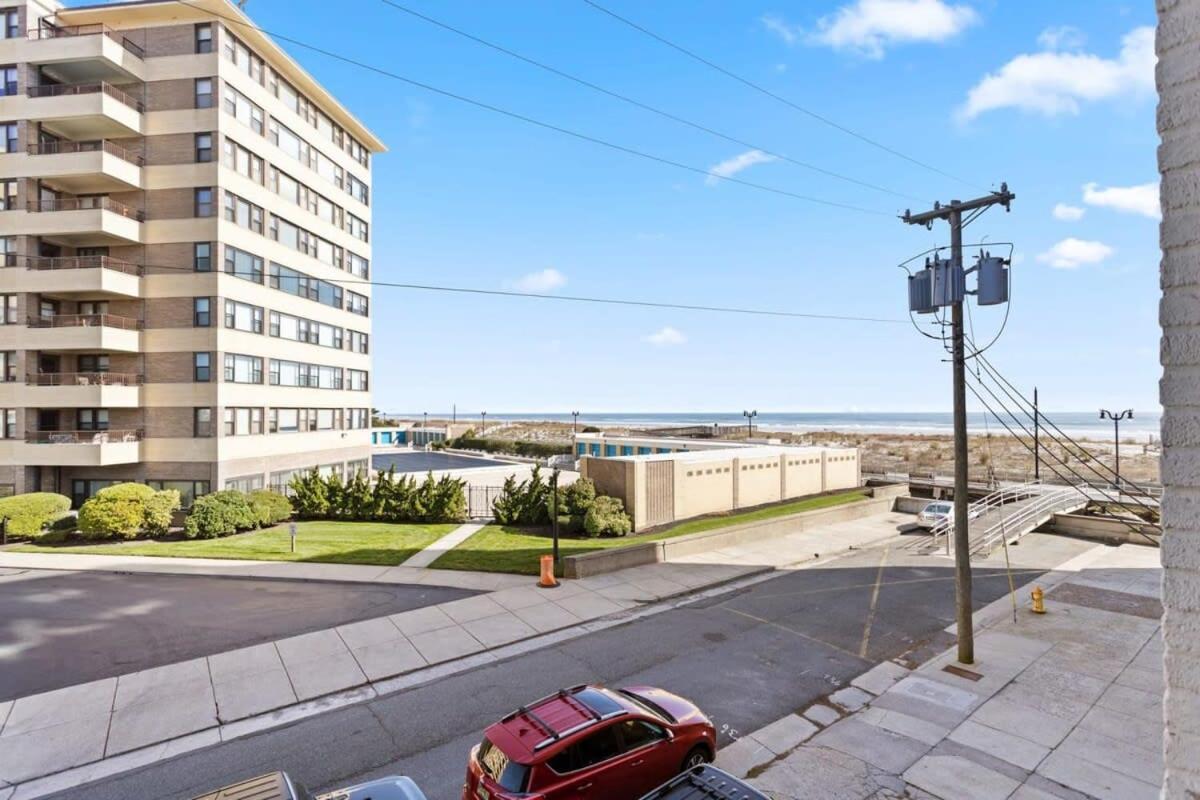 Modern 4Br 2Ba Apt Steps To The Beach Open Living Atlantic City Exterior photo
